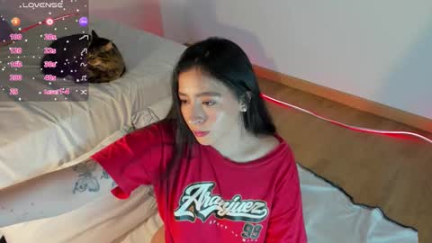 danay_01 online show from 11/12/25, 10:30