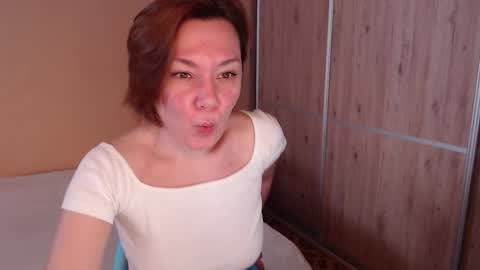 Snapshot of danbie_leen chatting on 03/12/26, 10:54 danbie_leen online show from 03/12/26, 10:54