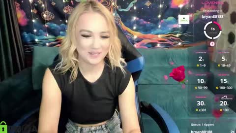 dances_queen online show from 01/06/26, 08:07