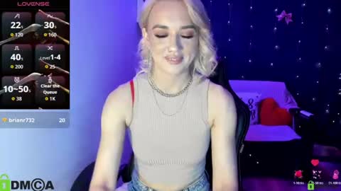 dances_queen online show from 06/20/26, 07:22