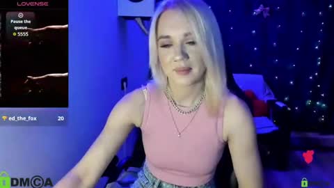 dances_queen online show from 06/22/26, 07:05
