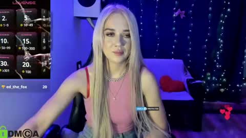 dances_queen online show from 06/29/26, 07:14