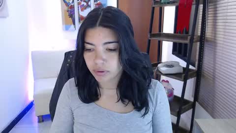 Veronica online show from 05/12/26, 11:51