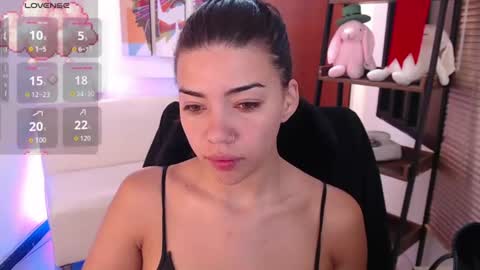 Veronica online show from 06/20/26, 11:46