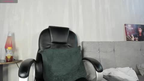 Snapshot of danger_smith chatting on 03/18/26, 09:18 danger smith online show from 03/18/26, 09:18