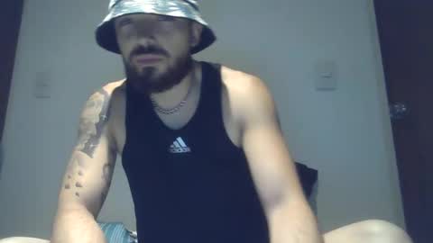 dani3l9905 online show from 10/29/25, 04:37