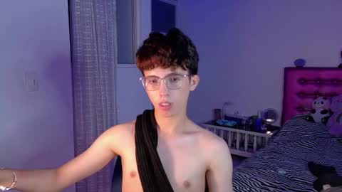 Snapshot of dani_dancer chatting on 02/11/26, 01:21 Dani Dancer online show from 02/11/26, 01:21