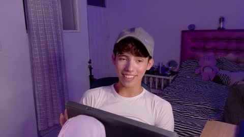 Snapshot of dani_dancer chatting on 02/12/26, 12:05 Dani Dancer online show from 02/12/26, 12:05