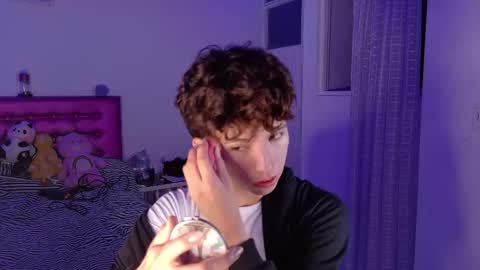 Snapshot of dani_dancer chatting on 02/20/26, 12:40 Dani Dancer online show from 02/20/26, 12:40