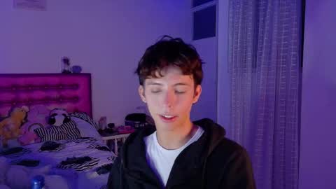 Snapshot of dani_dancer chatting on 03/03/26, 12:39 Dani Dancer online show from 03/03/26, 12:39