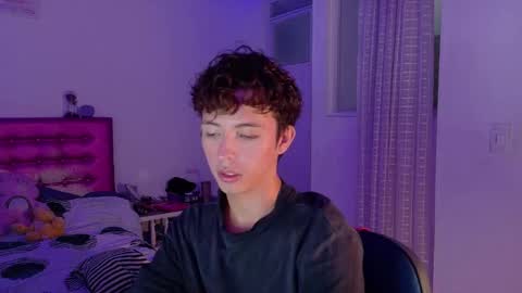 Snapshot of dani_dancer chatting on 03/07/26, 11:02 Dani Dancer online show from 03/07/26, 11:02