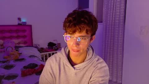 Snapshot of dani_dancer chatting on 03/08/26, 03:10 Dani Dancer online show from 03/08/26, 03:10