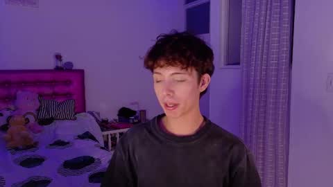 Snapshot of dani_dancer chatting on 03/08/26, 11:19 Dani Dancer online show from 03/08/26, 11:19