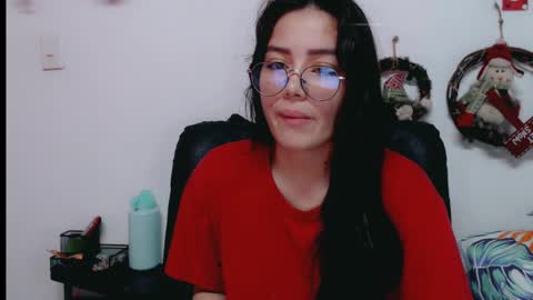 Snapshot of dani_jocelyn chatting on 12/10/24, 07:54 dani y jocelyn online show from 12/10/24, 07:54