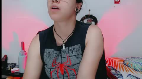 Snapshot of dani_jocelyn chatting on 01/05/25, 06:35 dani y jocelyn online show from 01/05/25, 06:35