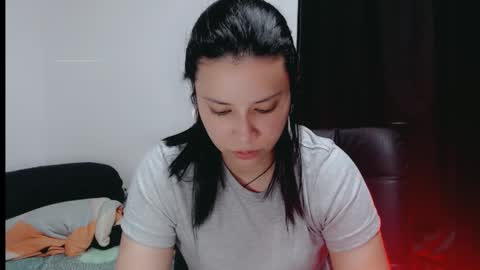 Snapshot of dani_jocelyn chatting on 01/15/25, 06:51 dani y jocelyn online show from 01/15/25, 06:51