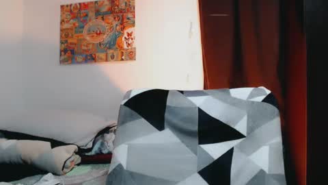 Snapshot of dani_jocelyn chatting on 03/01/25, 05:27 dani y jocelyn online show from 03/01/25, 05:27