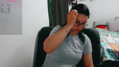 Snapshot of dani_jocelyn chatting on 11/11/25, 07:14 dani y jocelyn online show from 11/11/25, 07:14