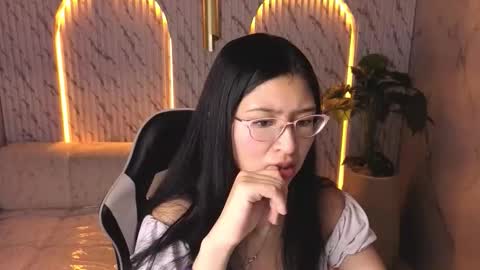 dani_tf online show from 03/12/26, 12:44