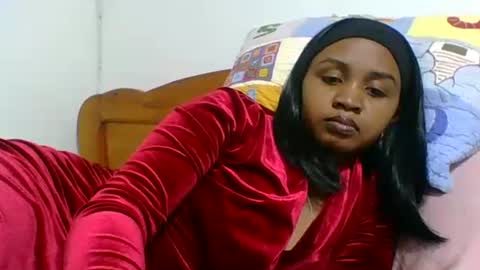 danie80704 online show from 09/28/25, 07:52