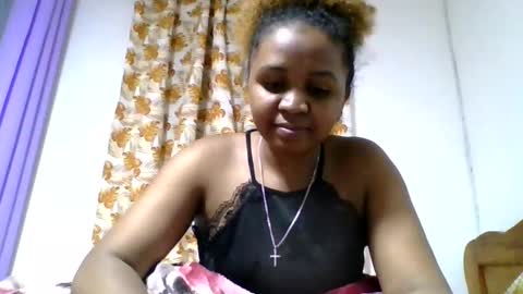 danie80704 online show from 12/05/25, 07:21