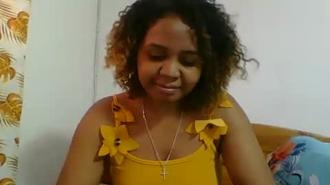 danie80704 online show from 12/15/25, 07:56