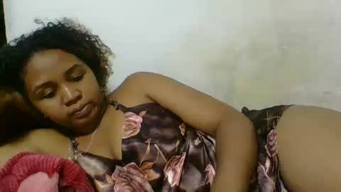 danie80704 online show from 12/15/25, 08:13