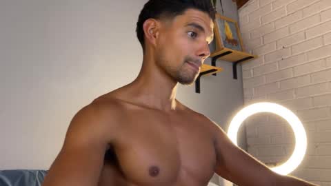 Snapshot of daniel0910s chatting on 01/20/25, 02:53 Daniel online show from 01/20/25, 02:53