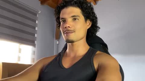 Snapshot of daniel0910s chatting on 02/03/26, 06:02 Daniel online show from 02/03/26, 06:02