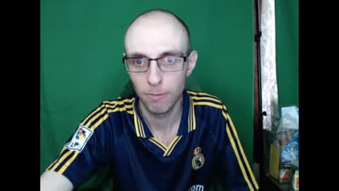 Snapshot of daniel9121 chatting on 08/02/26, 12:03 Daniel9121 online show from 08/02/26, 12:03