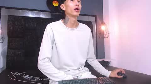 Daniel Delux  online show from 11/20/25, 11:43