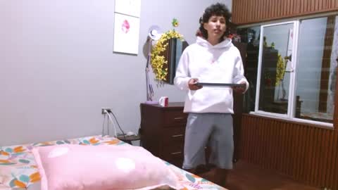 daniel_deluxx online show from 04/10/26, 08:08