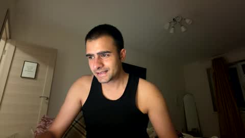 Snapshot of daniel_ice chatting on 05/20/26, 08:04 Daniel online show from 05/20/26, 08:04