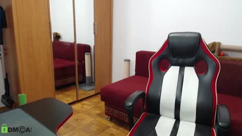 Snapshot of daniel_padalecki chatting on 12/02/24, 12:51 Daniel online show from 12/02/24, 12:51