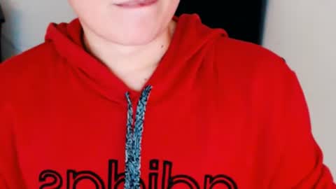 Snapshot of daniel_ruis16 chatting on 02/19/25, 03:27 daniel_ruis16 online show from 02/19/25, 03:27