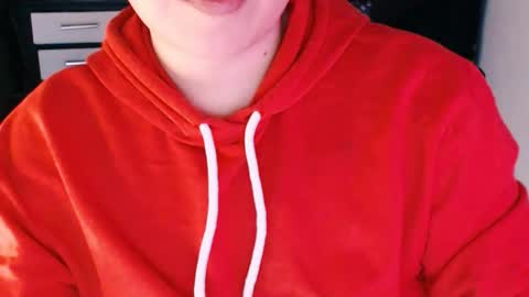 Snapshot of daniel_ruis16 chatting on 11/23/25, 09:25 daniel_ruis16 online show from 11/23/25, 09:25