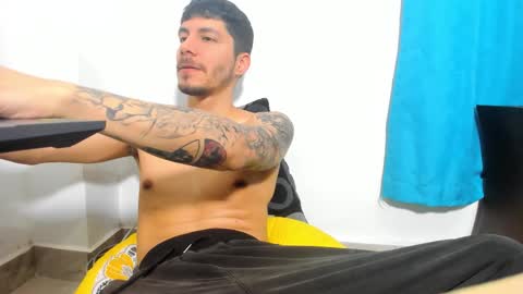 Snapshot of daniel_sexy77 chatting on 03/10/26, 01:32 Daniel sexy77 online show from 03/10/26, 01:32