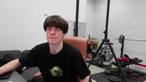 Snapshot of daniel_shawn chatting on 01/11/26, 06:24 DANIEL SHAWN online show from 01/11/26, 06:24