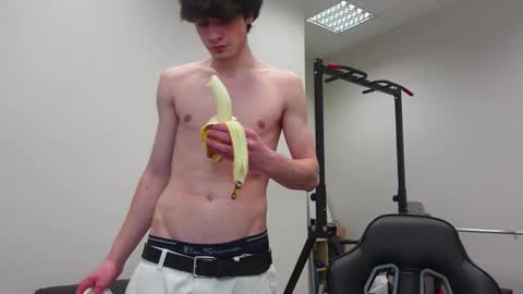 Snapshot of daniel_shawn chatting on 02/20/26, 06:26 DANIEL SHAWN online show from 02/20/26, 06:26