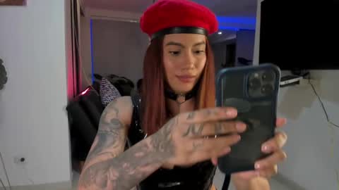 Snapshot of daniela_arenas chatting on 02/28/25, 06:32 daniela_arenas online show from 02/28/25, 06:32