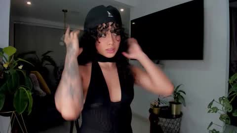 Snapshot of daniela_arenas chatting on 11/06/25, 03:07 daniela_arenas online show from 11/06/25, 03:07
