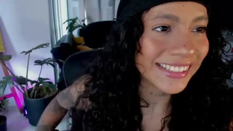 Snapshot of daniela_arenas chatting on 07/10/26, 09:17 daniela_arenas online show from 07/10/26, 09:17