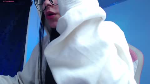 Snapshot of daniela_cute22 chatting on 06/08/26, 02:56 DANIELA online show from 06/08/26, 02:56