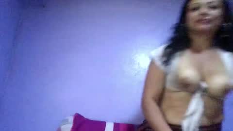 Snapshot of daniela_love1 chatting on 04/12/26, 03:39 daniela_love1 online show from 04/12/26, 03:39