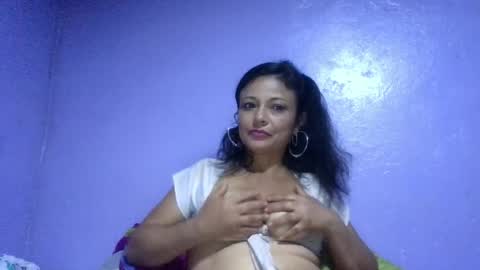 Snapshot of daniela_love1 chatting on 04/15/26, 12:50 daniela_love1 online show from 04/15/26, 12:50