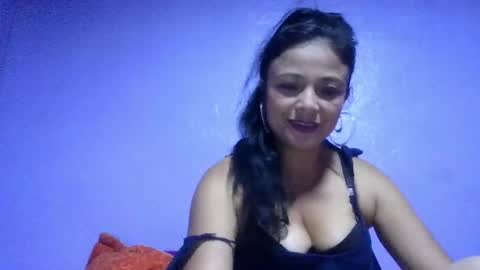 Snapshot of daniela_love1 chatting on 05/09/26, 02:06 daniela_love1 online show from 05/09/26, 02:06