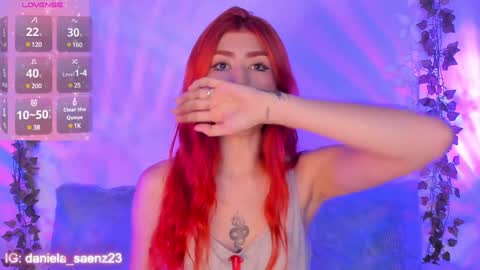 Snapshot of daniela_saenz1 chatting on 12/17/24, 10:11 Dani Saenz online show from 12/17/24, 10:11