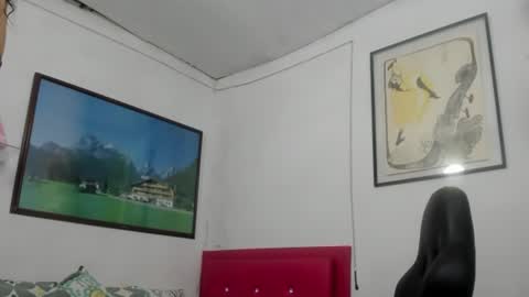 lorena online show from 06/12/26, 07:13