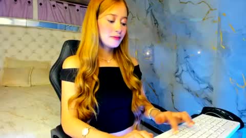 Snapshot of danielahill chatting on 06/27/26, 03:44 Danny online show from 06/27/26, 03:44