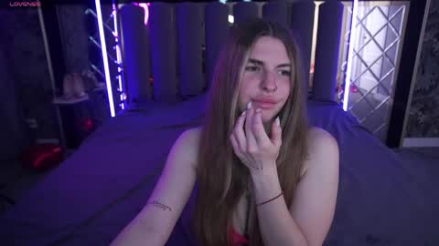 Snapshot of danielareign chatting on 04/23/26, 12:51 danielareign online show from 04/23/26, 12:51